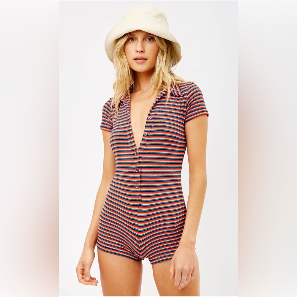 Frankie’s bikinis Terry romper size S